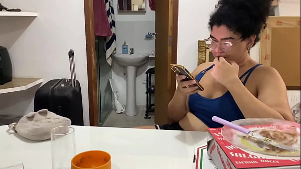 Image Masturbei meu namorado bbc na frente da minha meia-irm&atilde_ v&iacute_deo amador