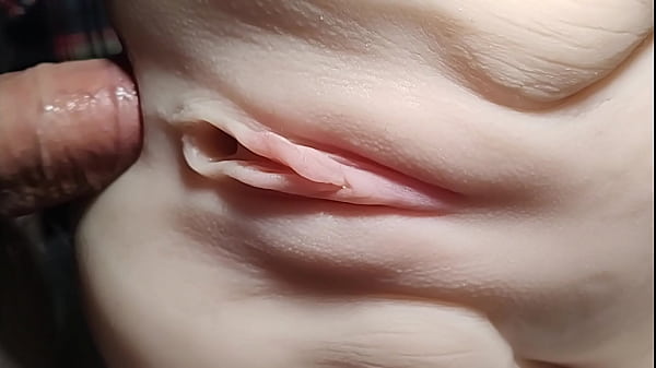 Image Crisp close-ups of fucking.