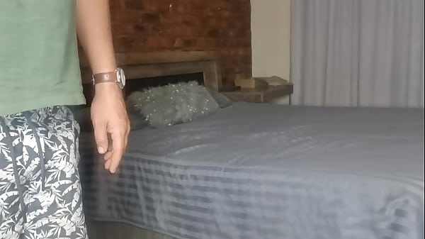 Image Shaking orgams with inflatable dildo