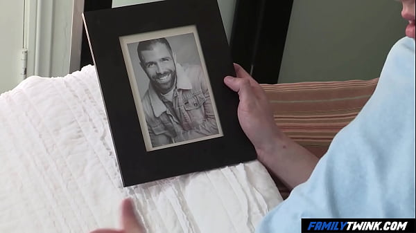 Image FamilyTwink - Jerking Off with My Stepdad's Young Pics