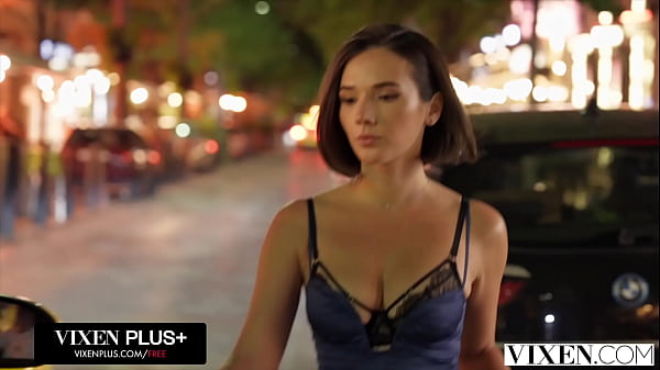 Image VIXEN Con Artist Eve Sweet Uses Her Femme Fatale Charms To Plan Heist