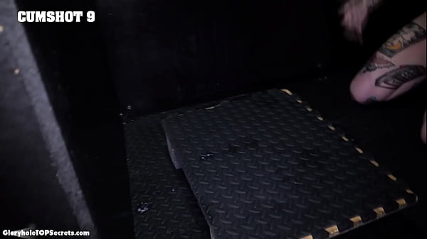 Image GloryholeTOPsecrets.com -  Not a single drop lost! Impressive!