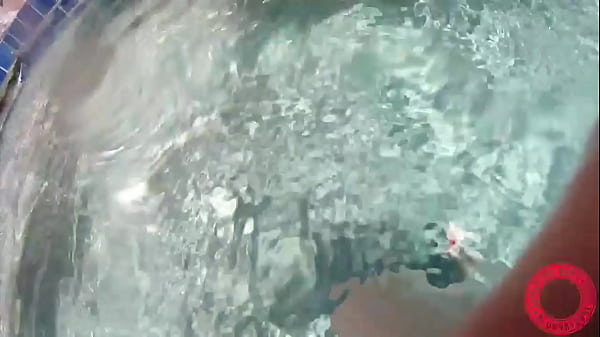 Image Underwater Scenes! Samantha Rone Masturbates Inside The Pool!