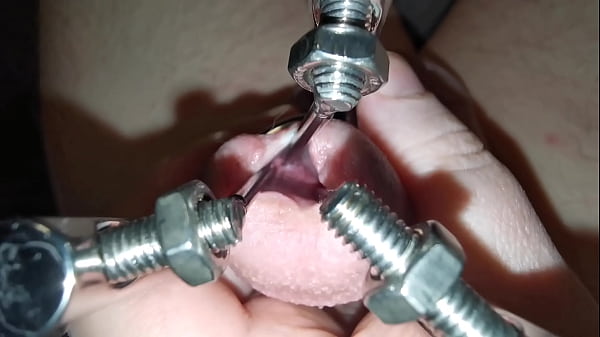 Image Jayq - 01-2025 - Sounding mit 14mm Stahl. 13mm Plug in Penis und Harnr&ouml_hre Dehnung
