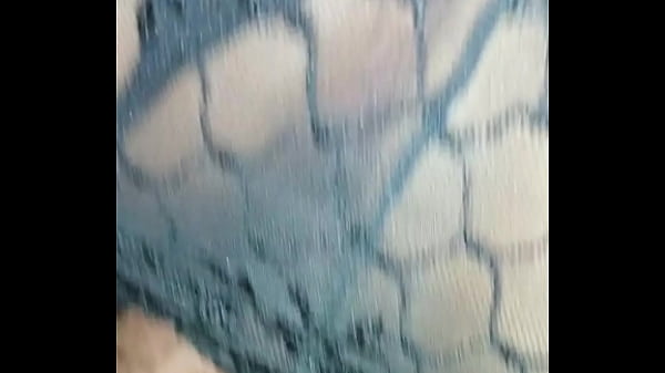 Image Mi hermanastra est&aacute_ empinada y pide que la llene de verga