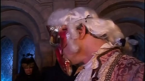 Image Venice: great orgy in mask