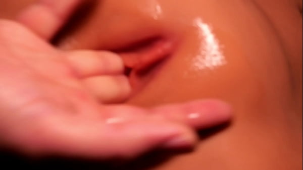 Image Practice picking a woman's pussy