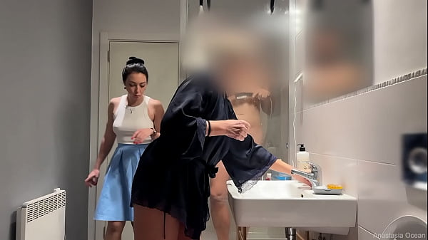 Image I caught my husband jerking on my stepmom in bathroom and joined them. Family use. Voyeur.