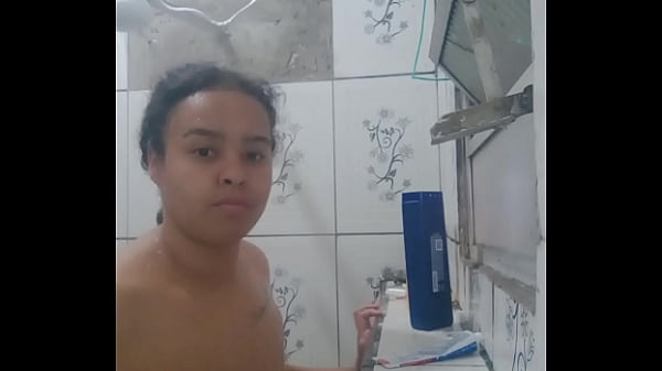Image LAVANDO MINHA BUCETINHA E REBOLANDO COM TES&Atilde_O DURANTE O BANHO
