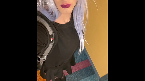 Image Crossdresser in Hotel Ready for Sex