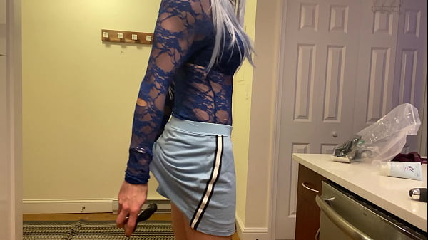 Image Sexy Crossdresser Puts Vibrating Butt Plug in Ass