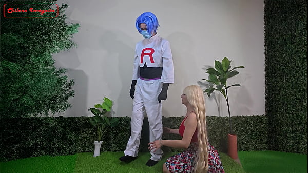 Image James del equipo rocket atrapa a un pokemon extra&ntilde_o