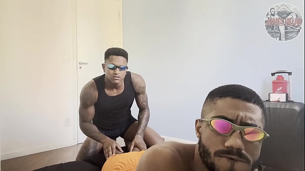 Image A TARDE TODA FUDENDO COM O PRETINHO SARADO