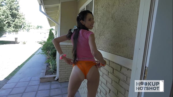 Image Exotic Latina Victoria Vargaz Gets Her Taco Hard Wrecked!