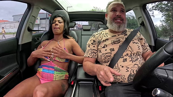 Image A Milf mulata entrou na carona e liberou at&eacute_ o cuzinho no pelo - Iara Alves
