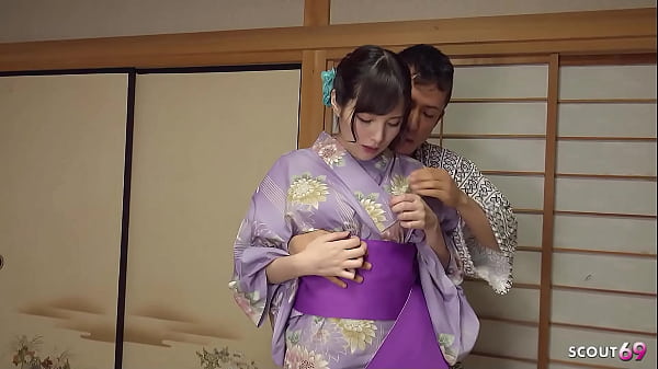 Image Petite Japanese Traditionel Geisha Teen Mihono at Uncensored Deep Cum inside Pussy Sex with Client in Japan