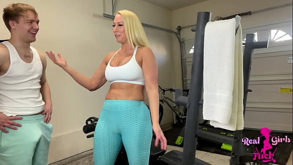 Image My Big Tit Step Aunt Wants To Fuck Instead Of Lifting - Mellanie Monroe