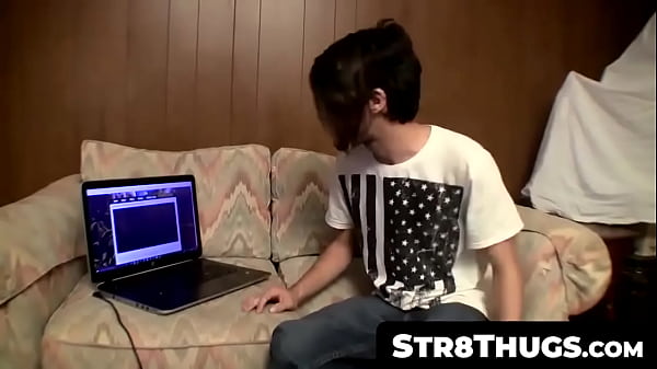 Image Str8Thugs.com - Fit Devin's post-guitar play cum load jerk off session as a self-reward