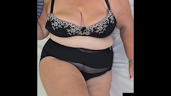 Image Curvy mature Mom seduce with her saggy soft tits and big ass.