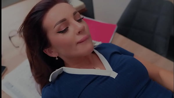 Image PROFESSORA PEGOU ALUNO SE MASTURBANDO E ACABOU TRANSANDO (LEGENDADO)