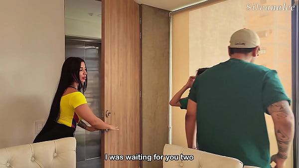 Image Mexican man is unfaithful to his wife with a big ass Colombian milf - Roberto Rose