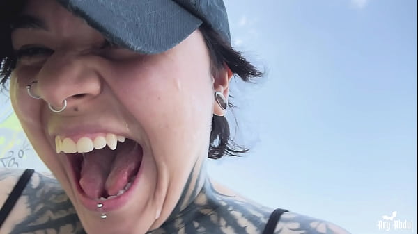 Image Puta pierde en reto, la follo y hace una cumwalk en la calle