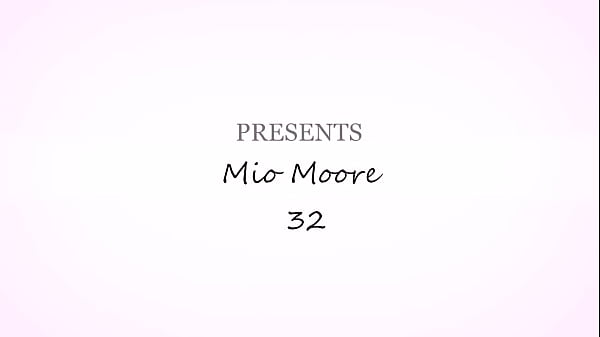 Image Mio Moore Mature Pleasure