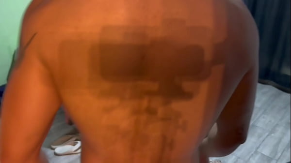 Image El chico vino a pintar mi cuarto y termino empin&aacute_ndose, lo agarre a cuatro patas sin piedad y sin condon