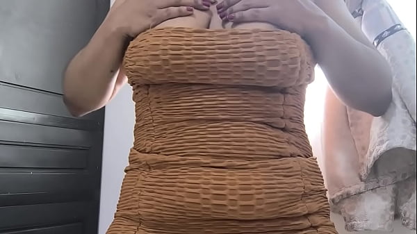 Image STEPDAUGHTER LIKES TO BOUNCE HER ASS UNTIL SHE COME AND WET THE WHOLE PLACE
