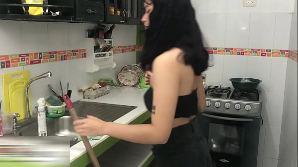Image La cachonda de mi hermanastra quiere una buena follada MUCHO SEMEN