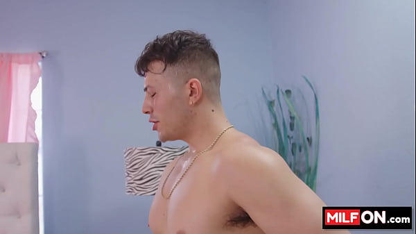 Image Sexy big tit black teen share huge cock with her VR addicted busty blonde milf friend - Hazel Grace, Sedona Reign, Franco Styles