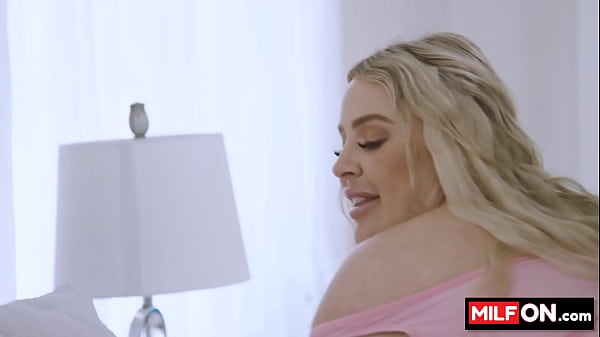Image Sexy big tit blonde with amazing big ass get he rpink pussy licked and booty spanked - Jenna Starr, Robby Echo