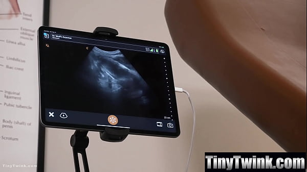 Image Tiny Patient Had Warmed up Considerably in The Good Doctor&rsquo_s Hands - Tinytwink