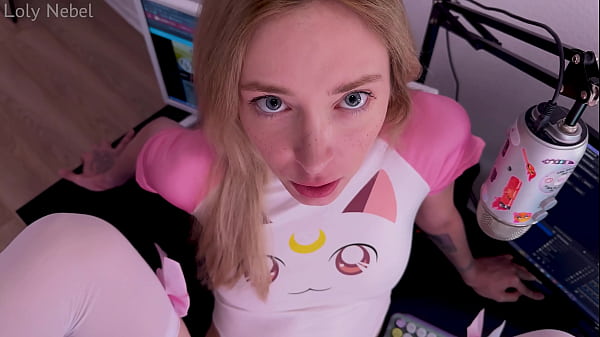 Image Stepsister is engaged in webcam?! I'll tell everyone about it!