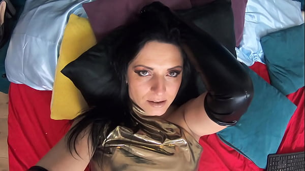 Image Preview- MilfyCalla-great orgasms after playing with wet pussy 231