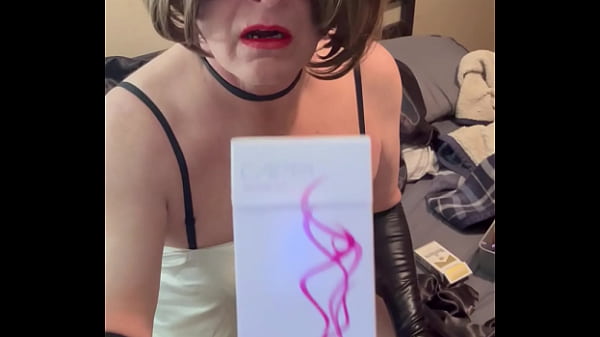 Image CD Nikki smokes in sexy white slip