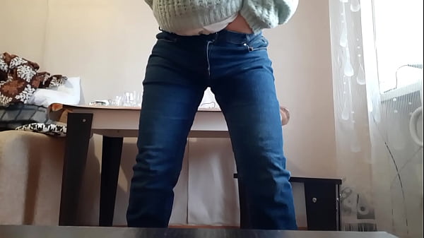 Image The secretary was tired of typing and decided to masturbate to relax
