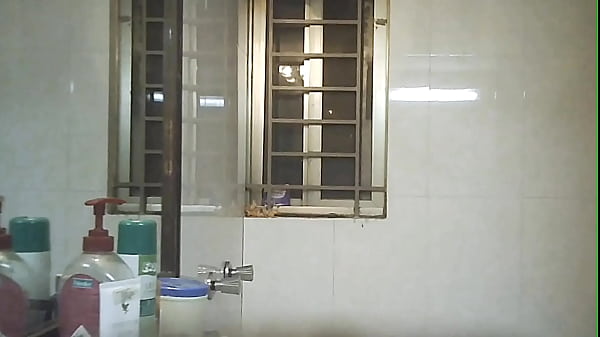 Image Shower Voyeur