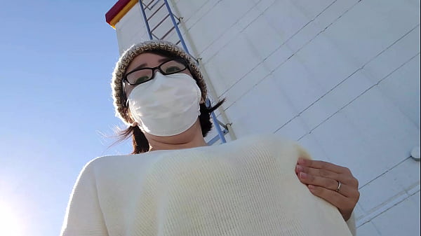 Image A married woman gets excited by outdoor masturbation：The full video is&rarr_https://www.xvideos.red/channels/aika-frau