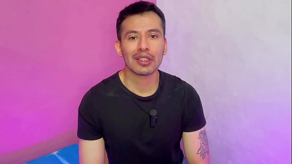 Image Joven de 20a&ntilde_os le hace sexo oral al mejor amigo de su padre en los ba&ntilde_os del centro comercial!