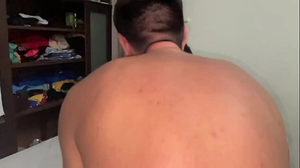 Image Orgia entre dotados, bareback delicia de cavalos dotados macetando um passivo que gozou 4 vezes em seguida