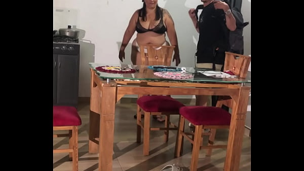 Image Gordita esta hambrienta de polla grande