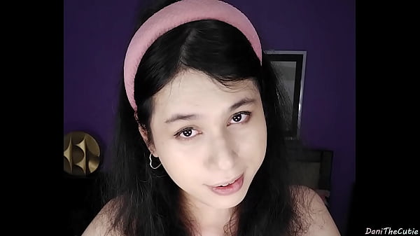 Image cute tgirl DaniTheCutie made her feet all filthy and dirty for her feet loving fans
