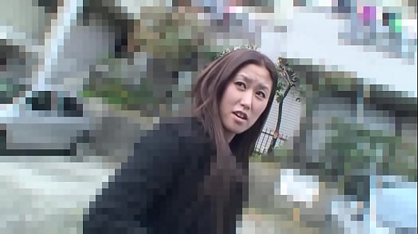 Image Asian mom make a blowjob