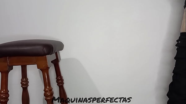 Image POV HORNY GIRL LETS HERSELF BE PENETRATED, SHE GIVES ME A SQUIRTING AND I CUM IN HER ASS. COMPLETE ON NET