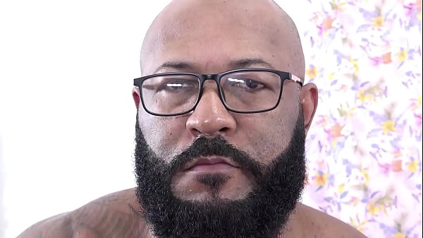 Image Na cama minha esposa tinha acabado de fazer sexo com outro homem