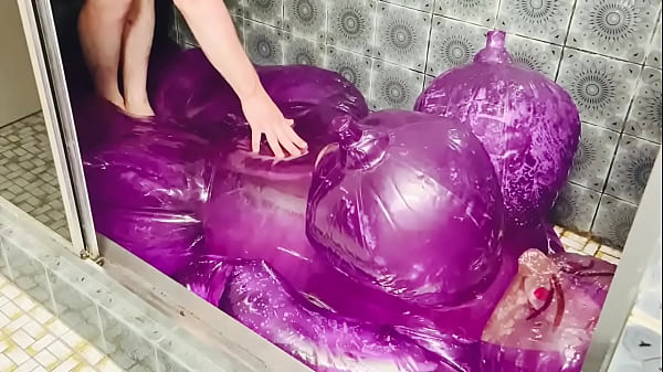 Image Short: Fucking purple inflatable HongYi water doll