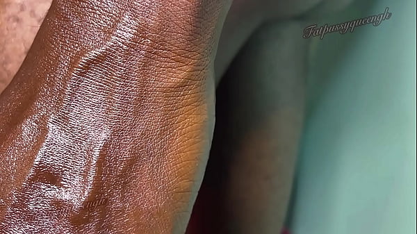 Image South African pornstar tries Naija BBC for the first time