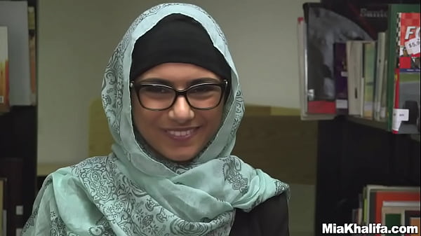 Image Mia khalifa masturbation