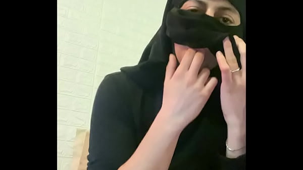 Image Arab HouseWife Mia Niqab Compilation 5